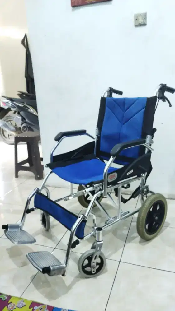 Kursi Roda Traveling Merk Gea