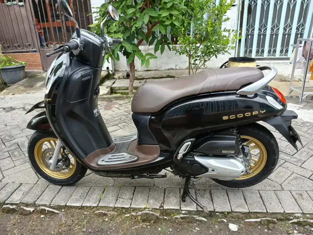 Jual scoopy kyelees 2021 istimewa siap pakai samsat selatan