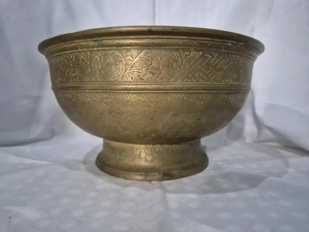 bokor kuningan ukir antik tua