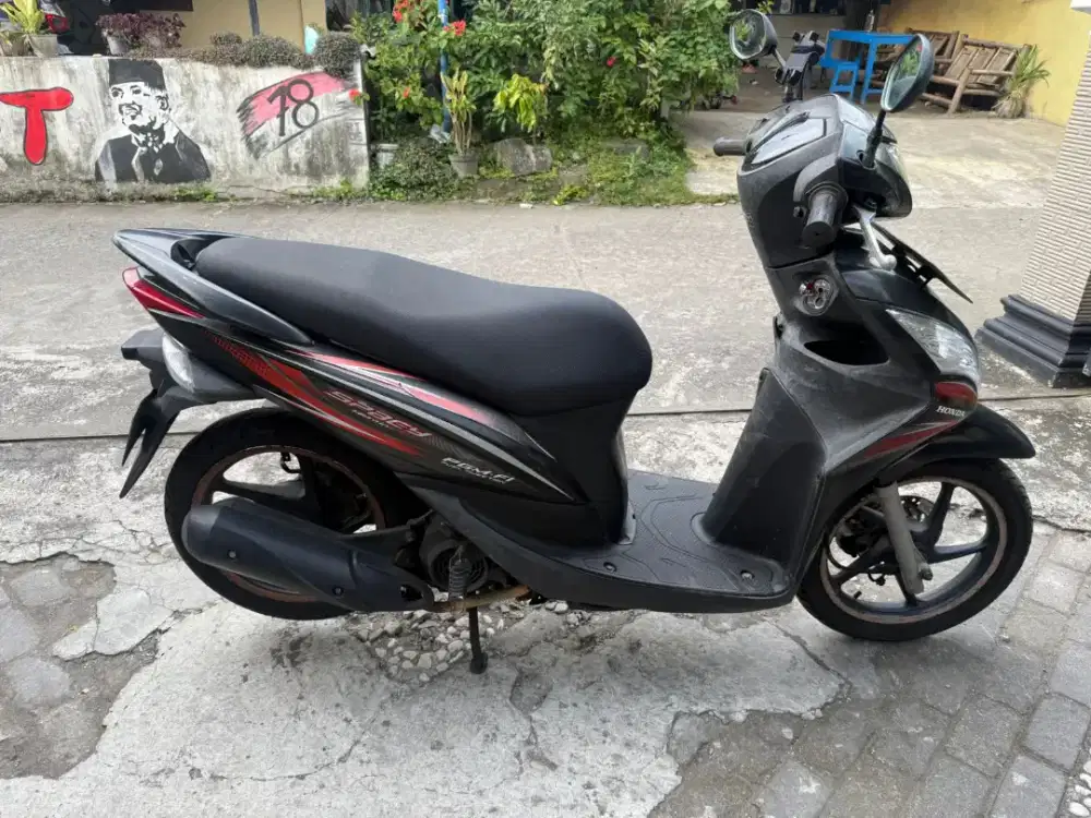 Spacy THN 2011 plat AB Bantul