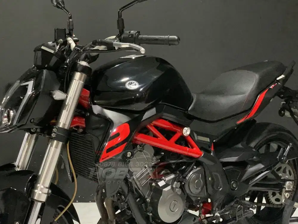 Benelli TnT 249s/TNT 250 2cyc modif 2019,km 15rb,istimewa mantap