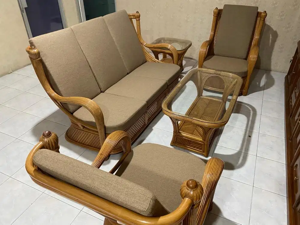 Kursi Rotan Klasik Vintage