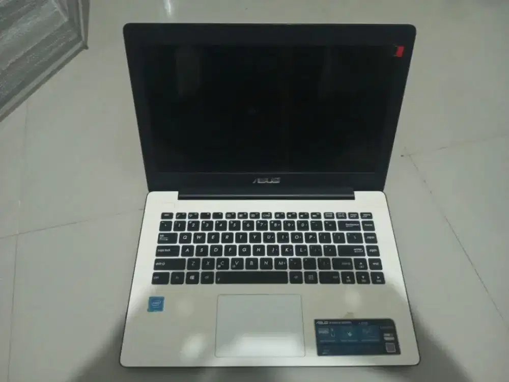 Laptop Bekas Asus X453M 2GB HDD 500GB 14