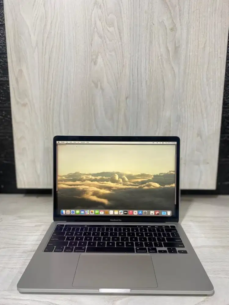 Macbook Pro 2019 Intel Core i5 13inc RAM 16gb SSD 512gb