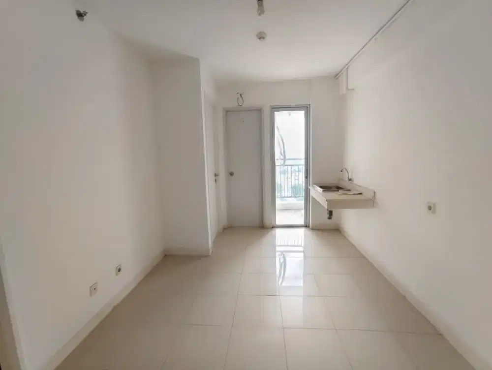 Dijual SHM 2 BR kosong apt bassura tower geranium