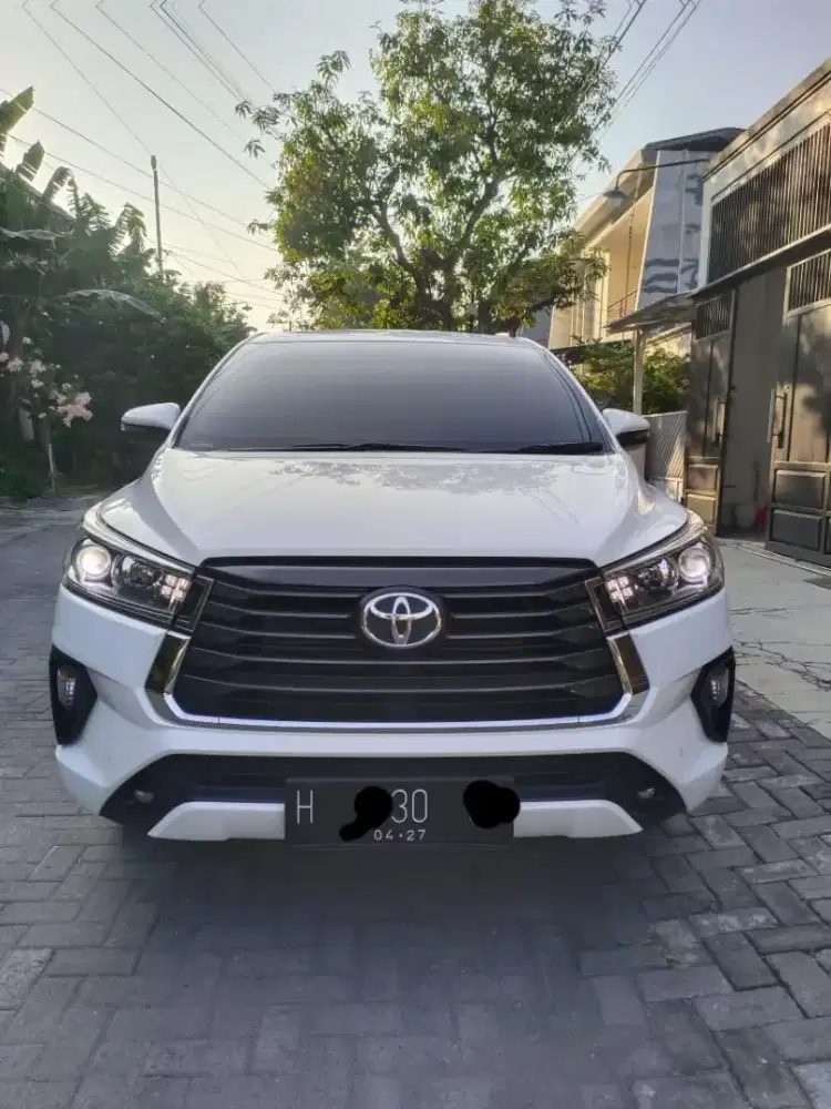 Innova V diesel matic at th 2022 tgn pertama