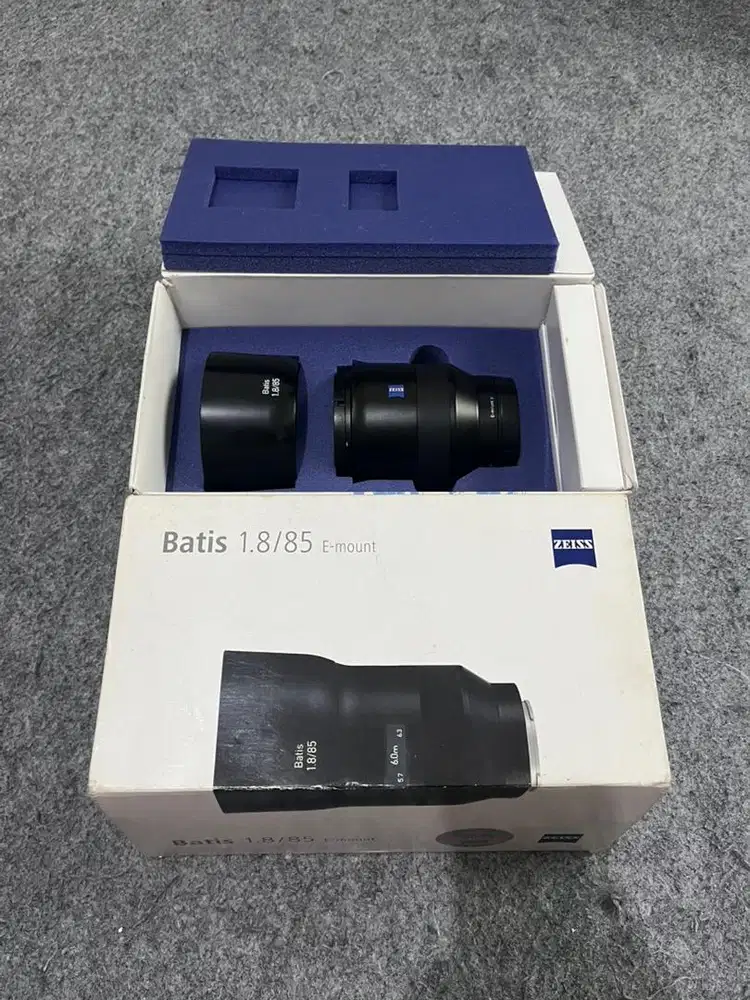 lensa carl zeiss 85mm f1.8 for sony Fe