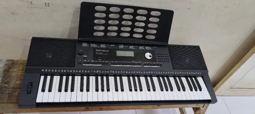 Keyboard roland ex20a