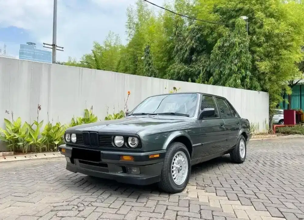 (COLLECTOR ANTIK) BMW 318i e30 m40 ++ condition