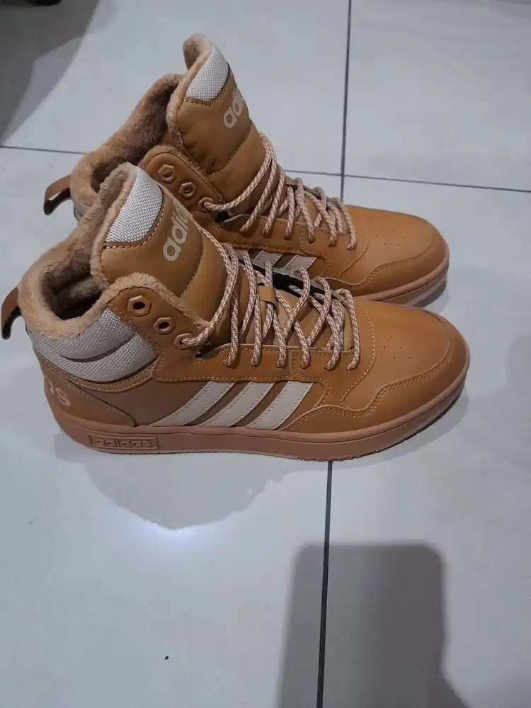 Adidas Hoops 3.0 MID