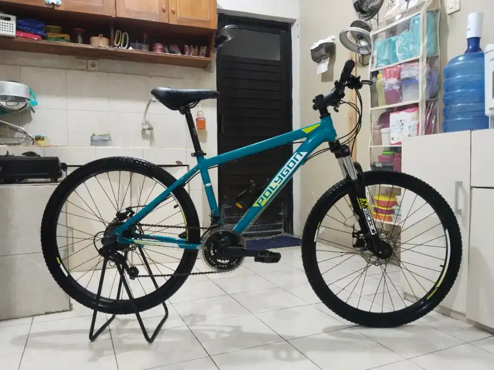 Sepeda mtb Polygon monarch