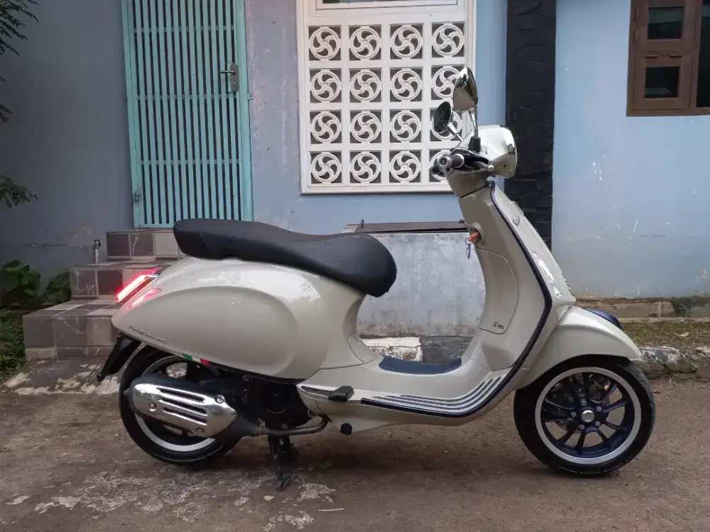 Vespa Primavera
