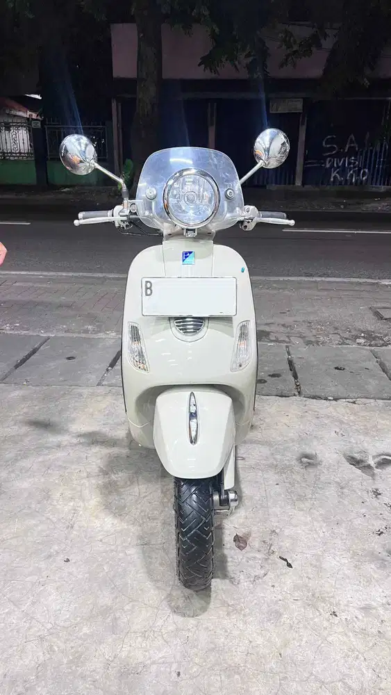 Vespa LXV 150 Unit Langka