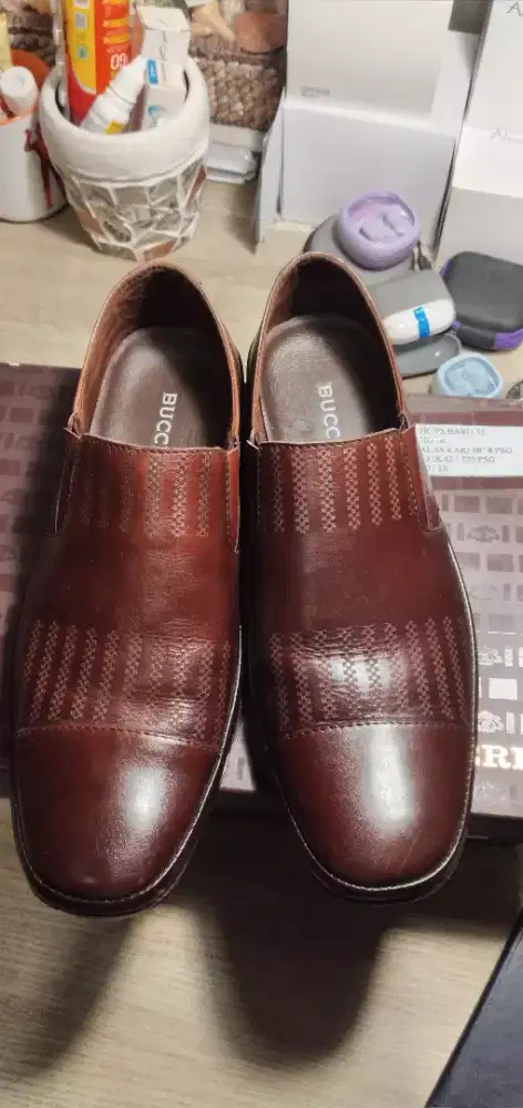 JUAL SEPATU KULIT PRIA BUCCHERI ASLI