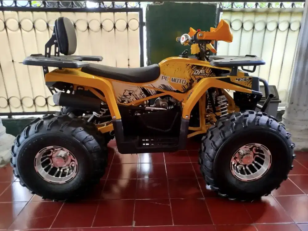 JUAL ATV  warna kuning jarang pakai