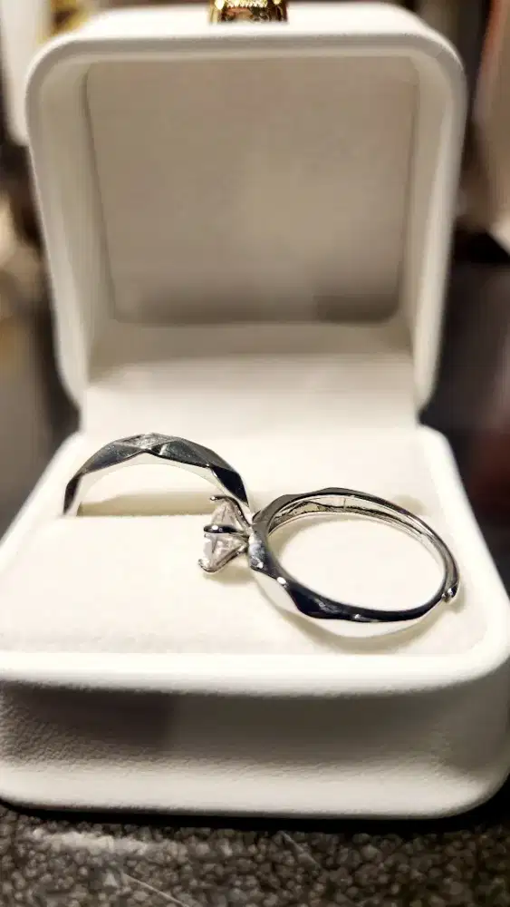 Cincin tunangan cincin kawin cincin couple