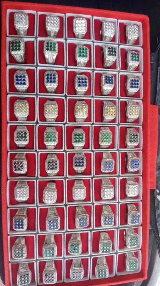 Di jual cincin dengan harga murah bisa di jual mahal