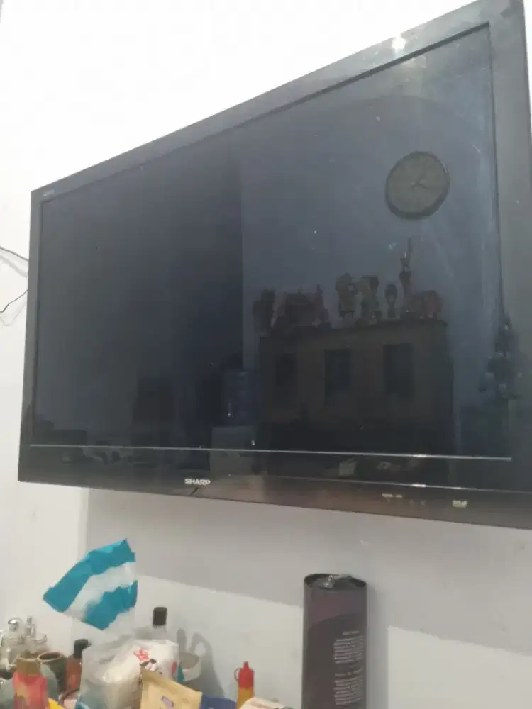 Tv 32 inch sharp