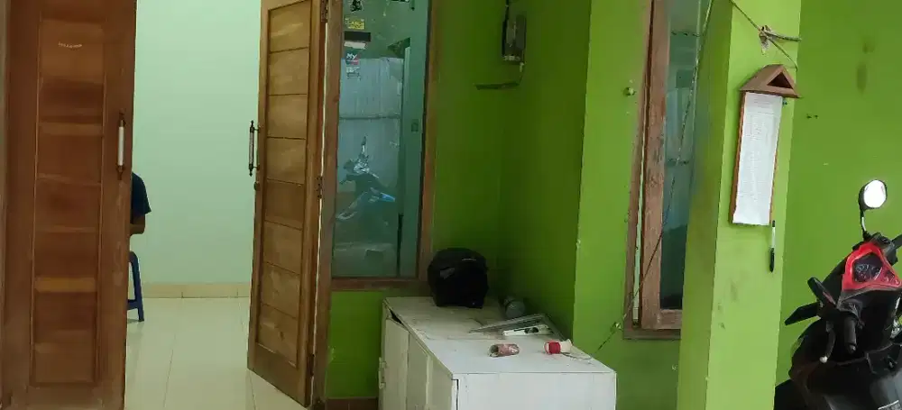 RUMAH DI KONTRAKAN