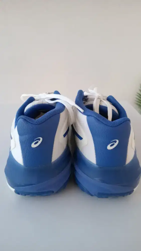 Model baru Asics Gel Resolution X