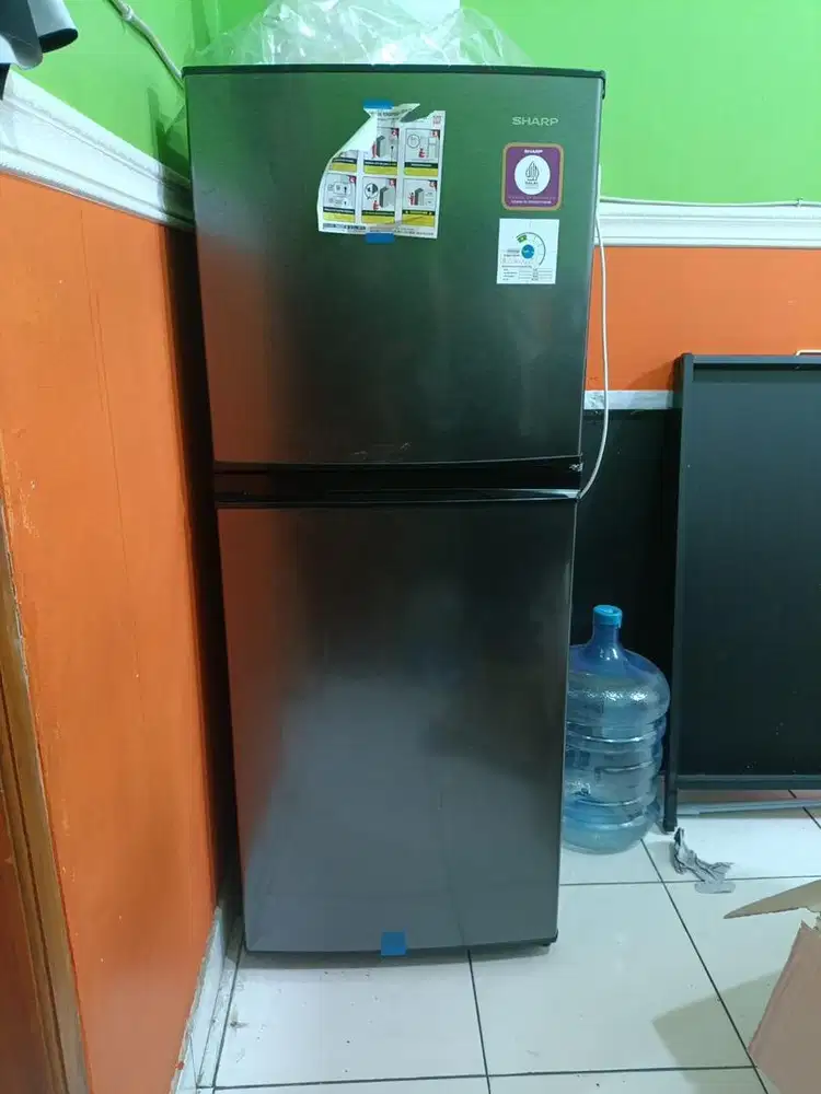 Kulkas 2 pintu sharp
