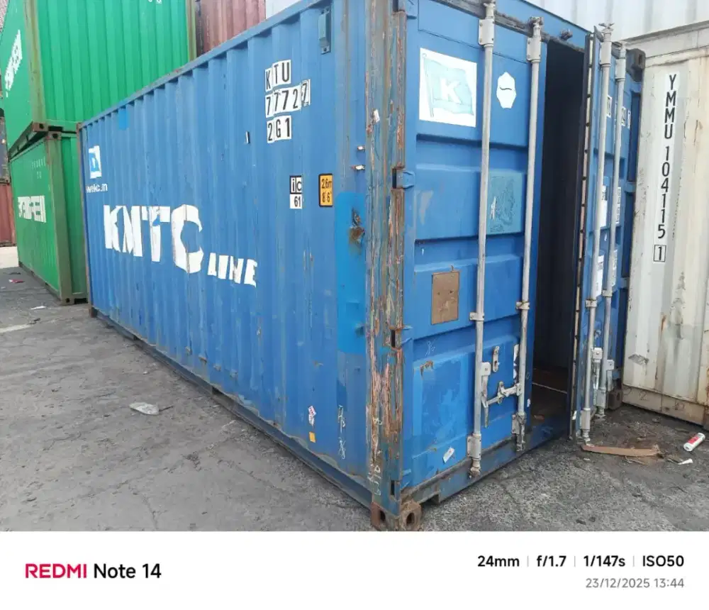 Dijual container 20ft kondisi 70%