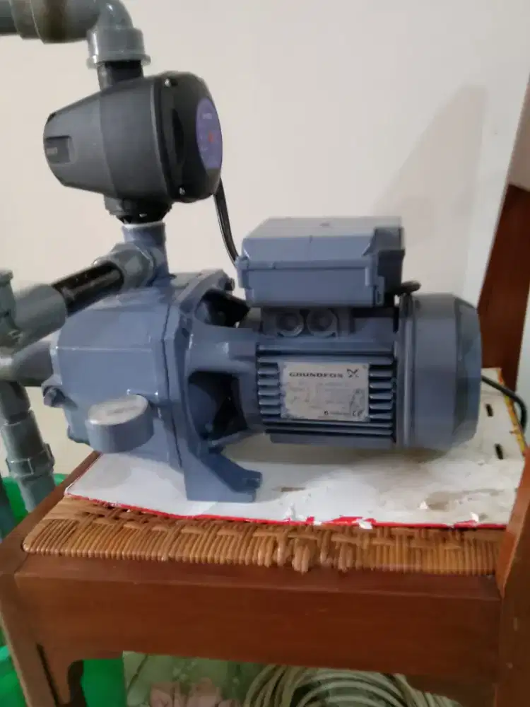 Dijual Pompa air Grundfos, daya hisap 24 mtr