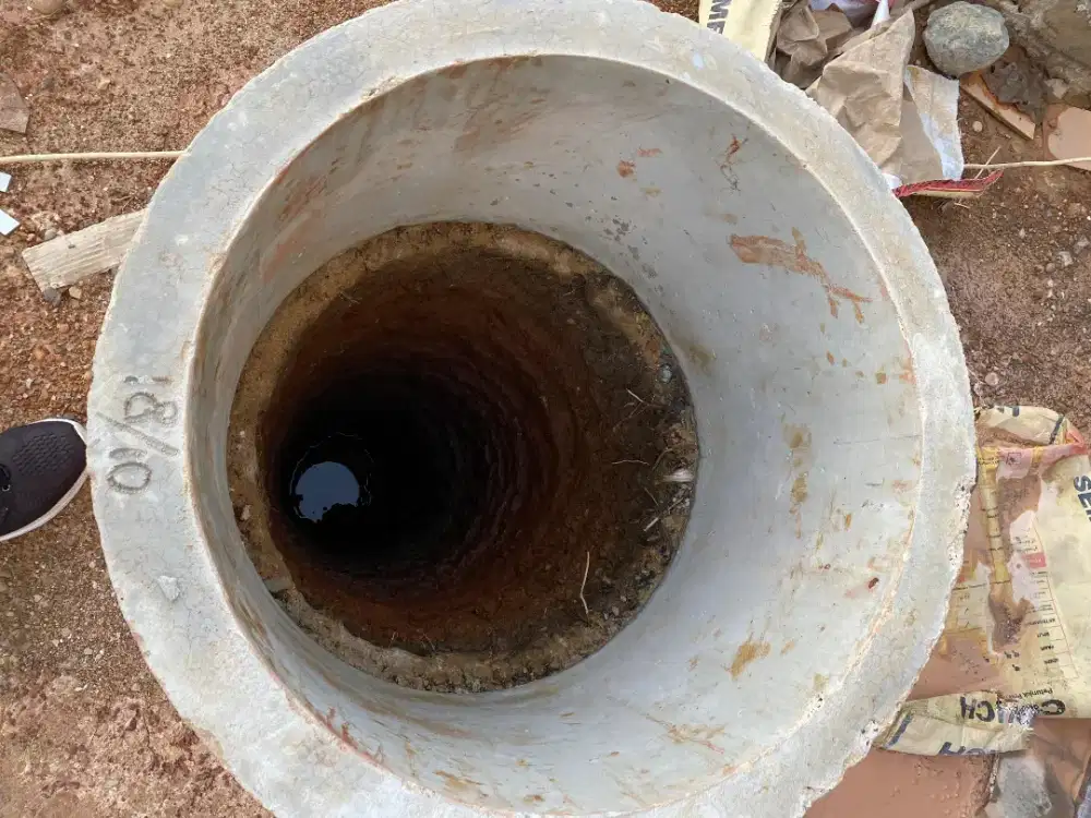 Tukang gali sumur ( kuras )