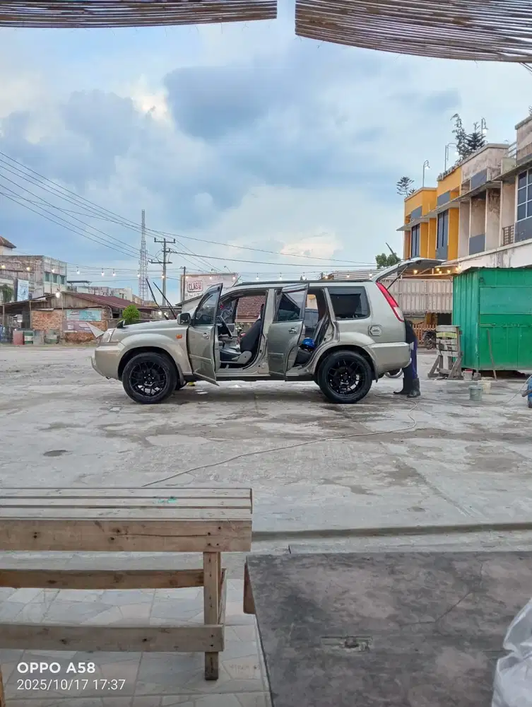 Nissan X-Trail 2004 Bensin