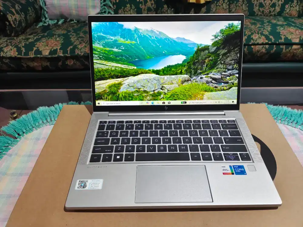 Laptop hp Elitebook 830 G8 core i5 gen 11 8/256 fhd ips key cklite