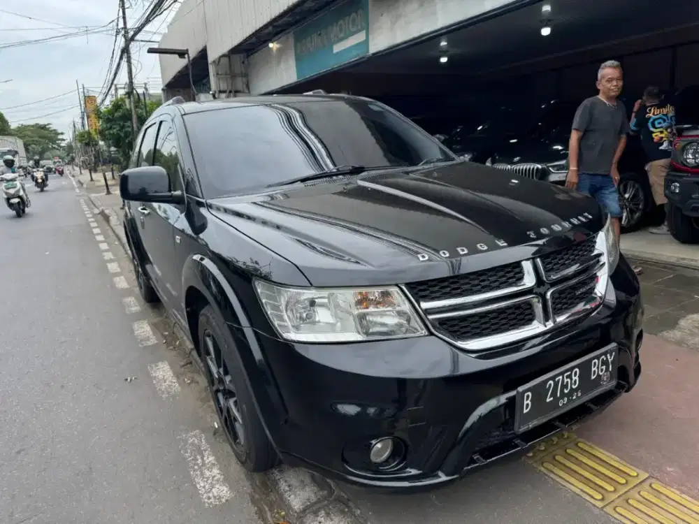 Dodge Journey 2012 AT SXT platinum