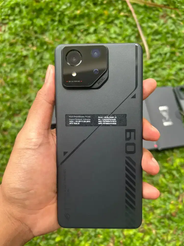Asus rog phone 9FE 12/512