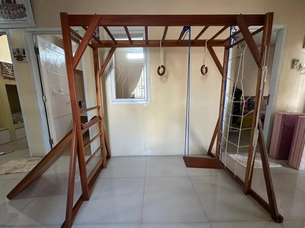 Mainan anak Monkey Bar