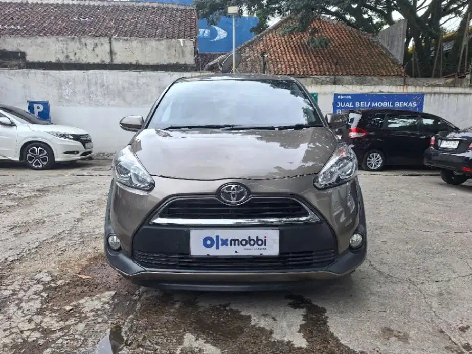 [OLXmobbi] LOW DP Toyota Sienta 1.5 V Bensin-AT 2018 SHH