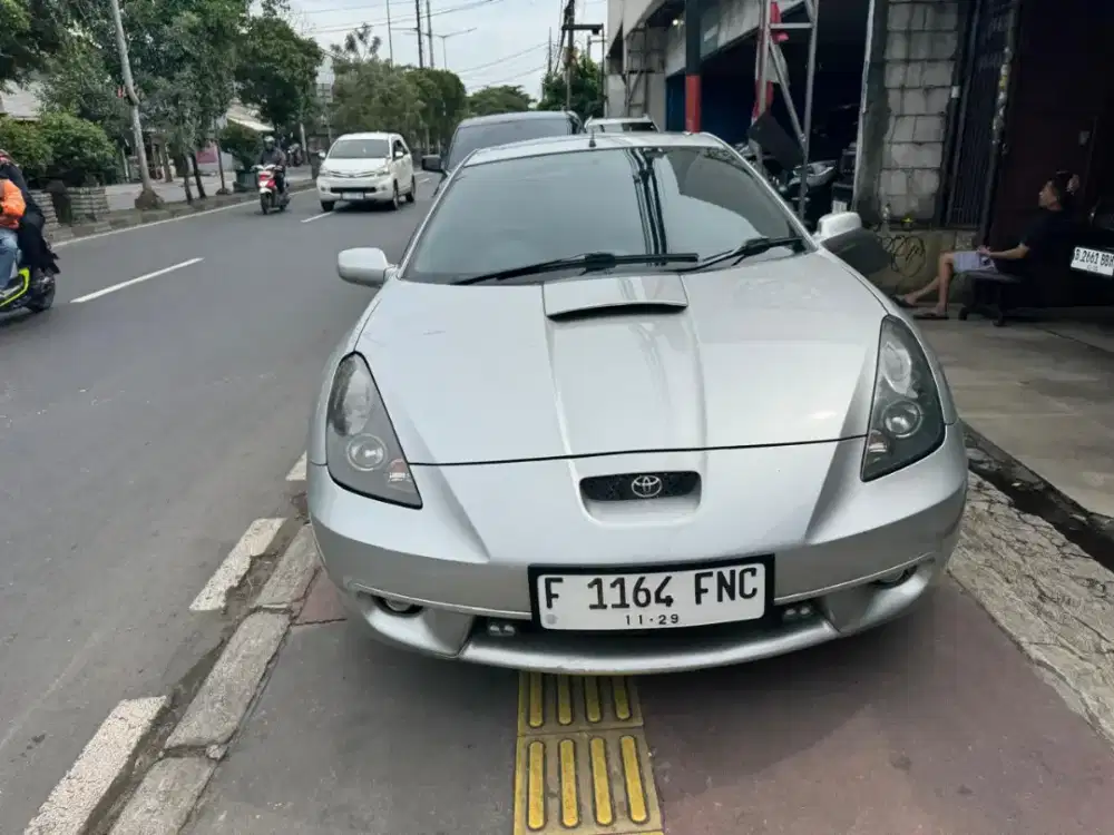 Toyota celica coupe 2 pintu sunroof 2001 AT siap pakai pajak on