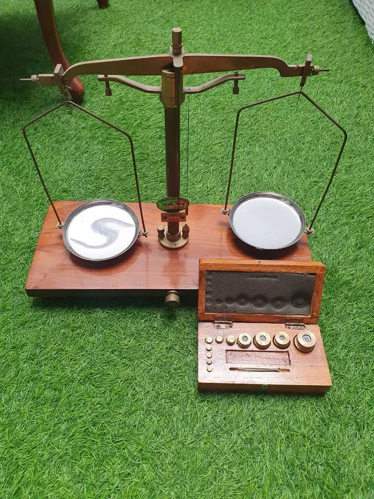 Timbangan Obat / Neraca Obat - Gram