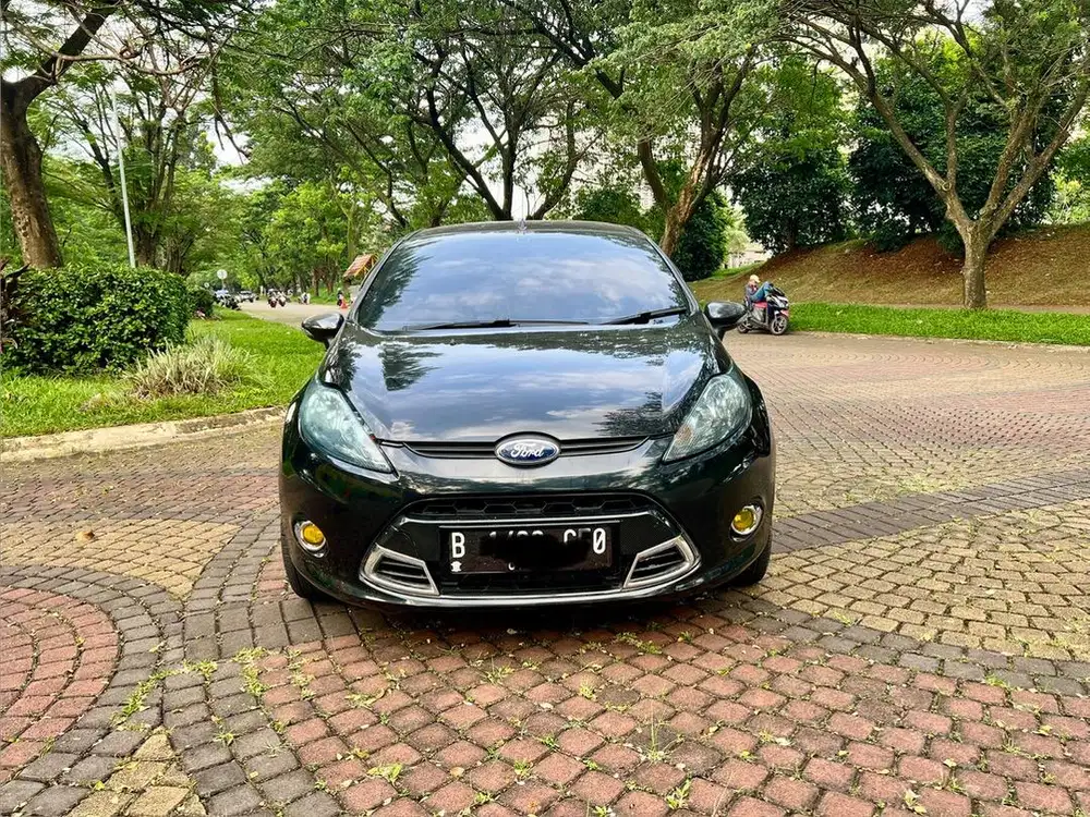 Dijual Ford Fiesta Sport AT 1.6 2011 - Siap pakai, kondisi prima !