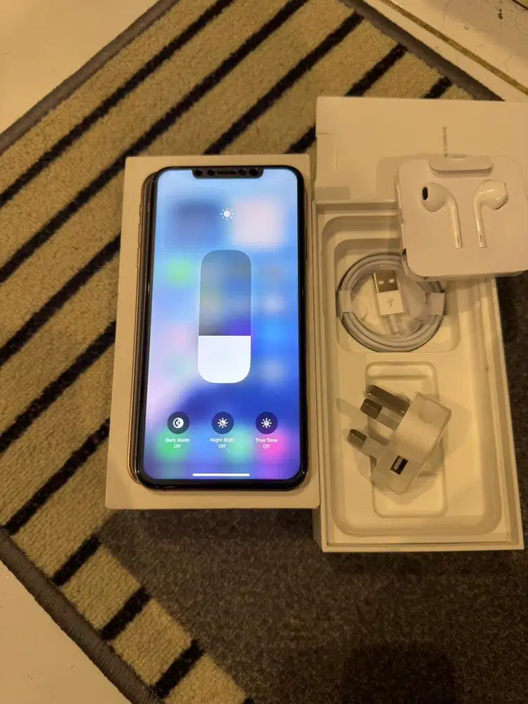 Iphone Xs Max 64GB Gold Resmi Ibox Lengkap