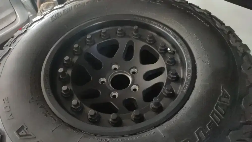 Jual velq hutchincon + ban bf , 5pcs , Jeep jk atau jl