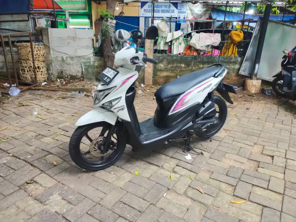 Honda Beat Pop 110cc Pajak Hidup Tahun 2015