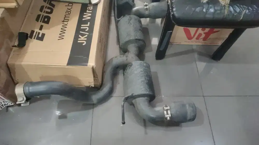 Knalpot Jeep jl merek injen