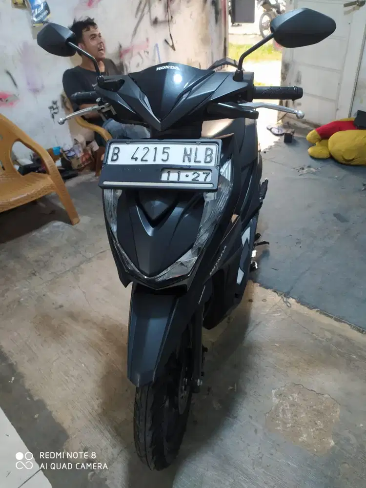 Beat deluxe 2022 lengkap hidup low km