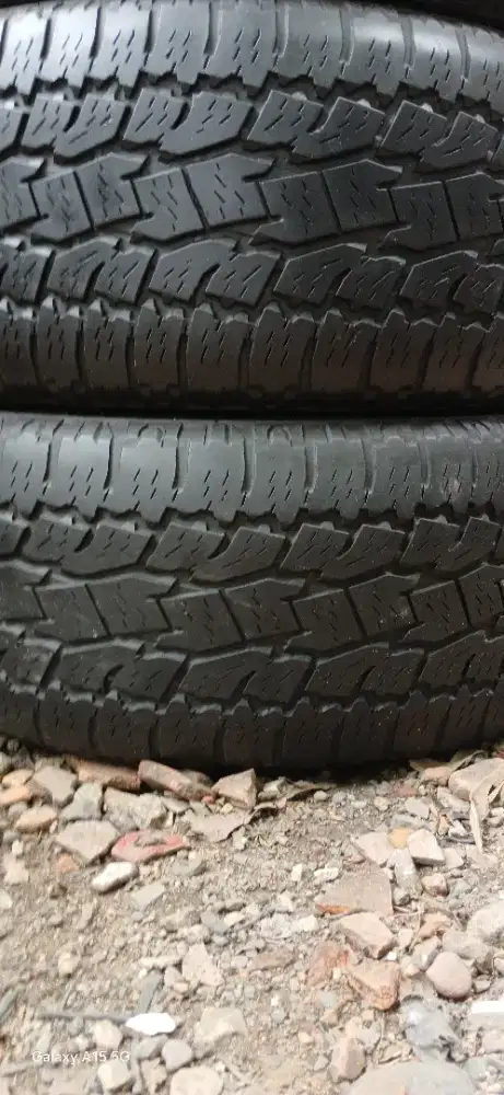 Toyo open contry 275,55 R20