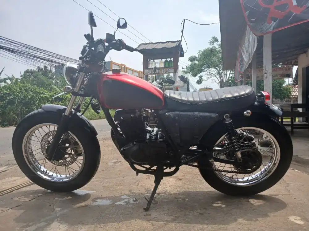 Suzuki Thunder 125 Custom