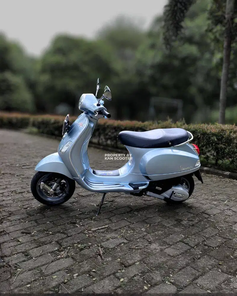JUAL MURAH VESPA LX 125 iGET FACELIFT 2023 “RARE COLOUR” MULUS