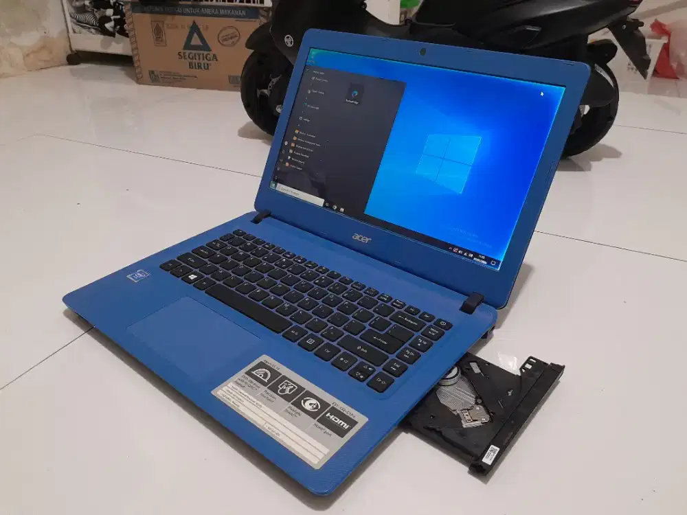 Laptop Acer Es1 432 Ram 10Gb Hdd 500Gb Mulus Siap Pakai