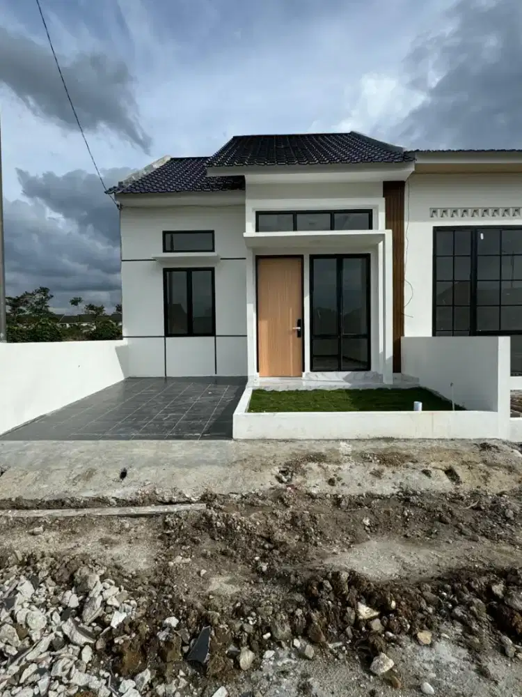 KOMPLEK BESAR PARAMADINA LB 54 SELAYANG