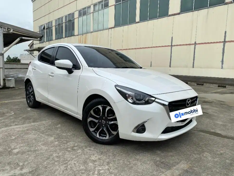 TERMURAH Mazda 2 1.5 R Skyactiv Bensin-AT 2017 VMU B