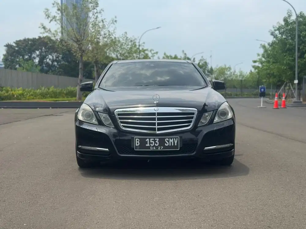 MURAH Mercy E300 Avantgarde 2012 AT