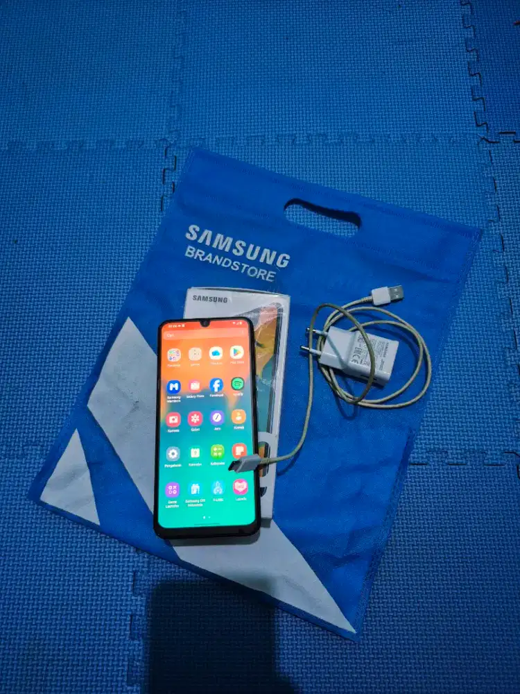 Samsung A30 4/64